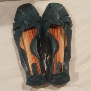 Born Dark Green Women's Flats 9.5